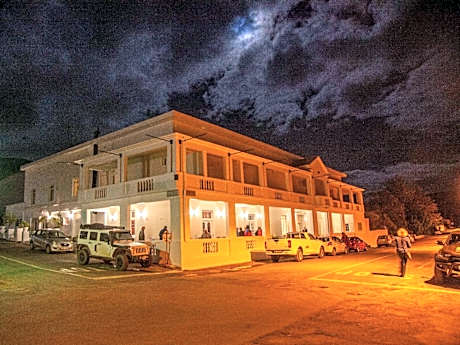 Karoo Art Hotel