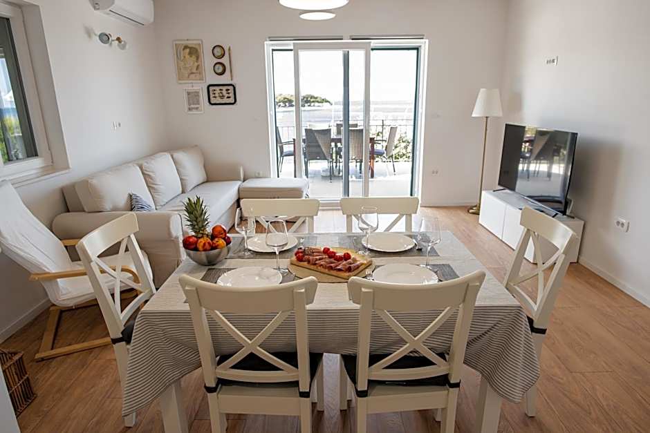 Captain's House Primošten - feel the sea