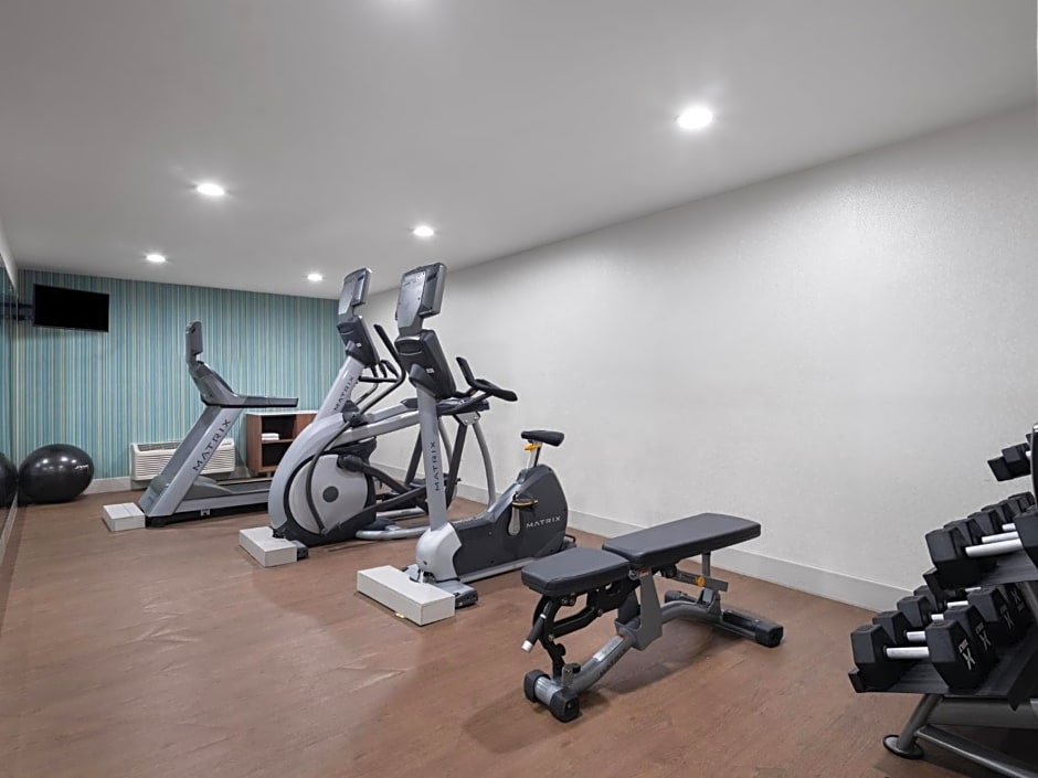 Holiday Inn Express Fort Bragg By IHG