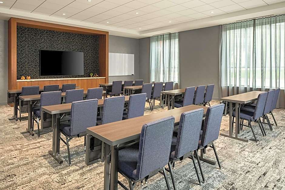 Courtyard by Marriott St Paul Downtown