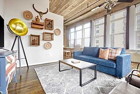 One-Bedroom Wellness Apartment with King Bed - Non-Smoking