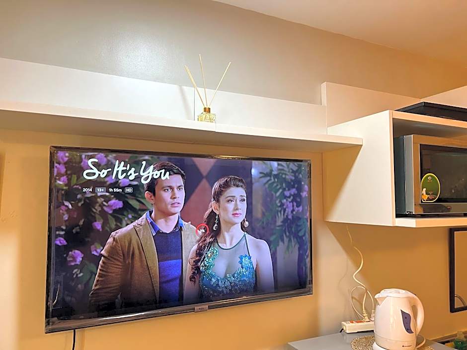 Cozy Boo Staycation near Enchanted kingdom by Dynel