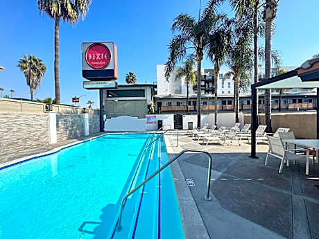 The Dixie Hollywood Hotel