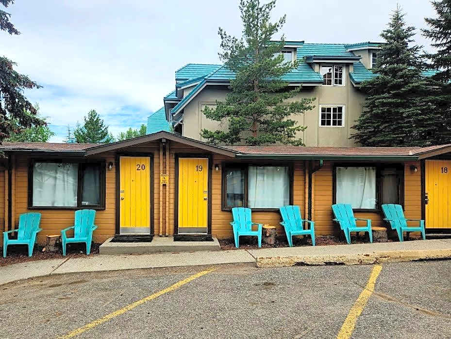 Rundle Mountain Lodge