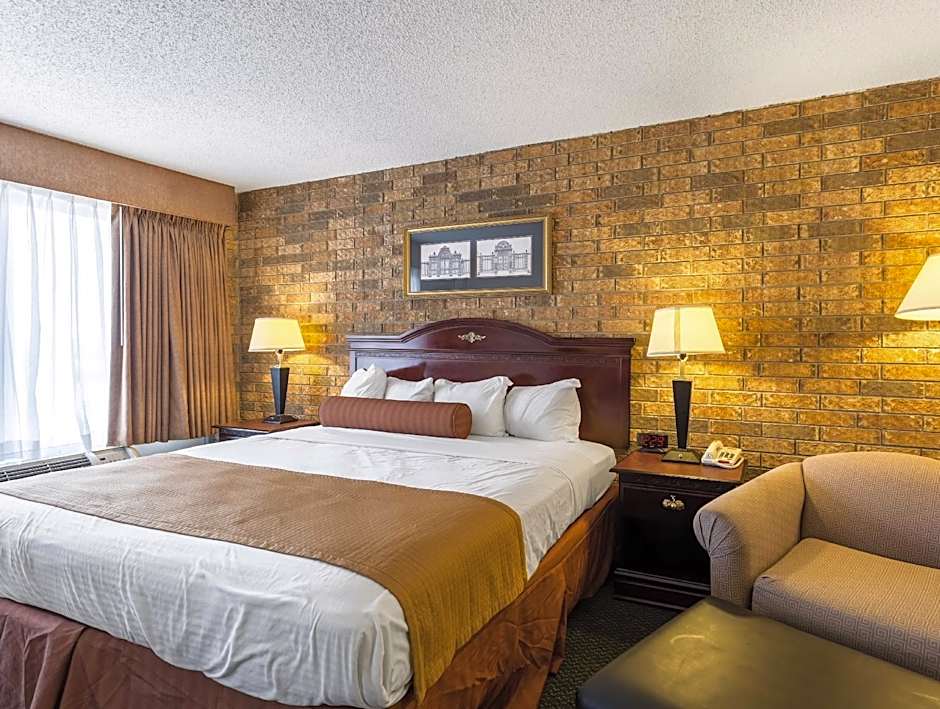 Days Inn by Wyndham Batesville AR