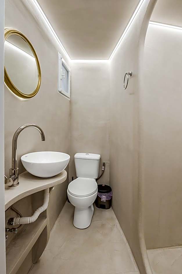 Vincenzo Harmony II- Rethymno old town