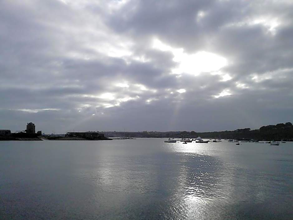 Logis Hôtel de France - Face à la Mer