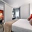 Acacia Suite
