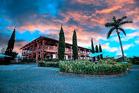 Hotel Casa San Carlos Lodge