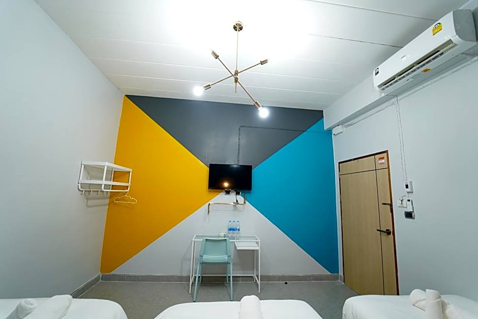 Chillax Khaosok Hostel - SHA Certified