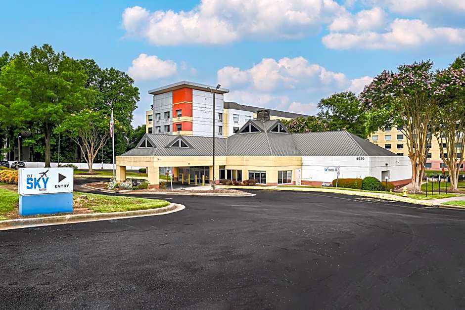 CLT Sky Suites
