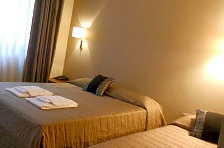 Basic Triple Room