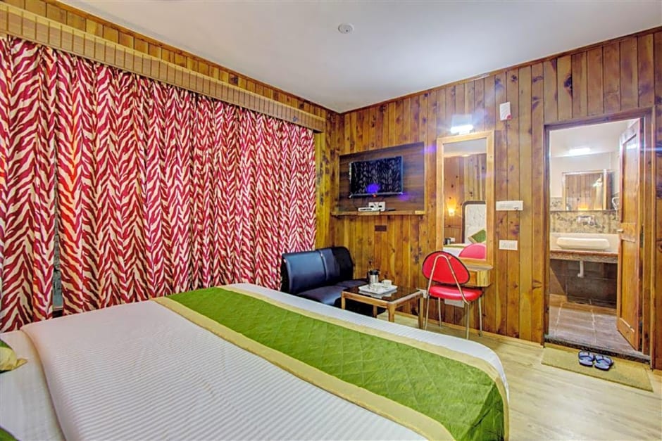 Goroomgo Samiru Manali 