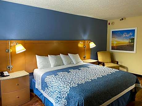 King Room - Non-Smoking