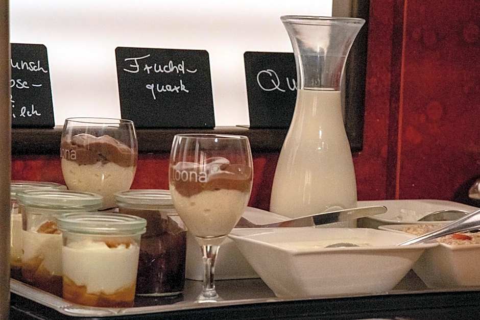 Stadt-gut-Hotel Rheinischer Hof