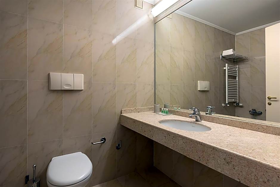 Noventa Hotel