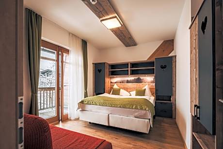 One-Bedroom Apartment Midi with Balcony