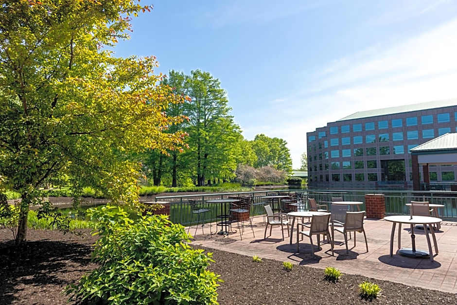 Elimwood Hotel, a Ramada by Wyndham