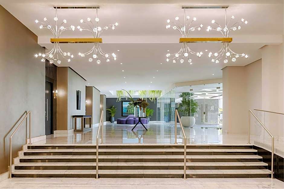 Renaissance Panama City Hotel