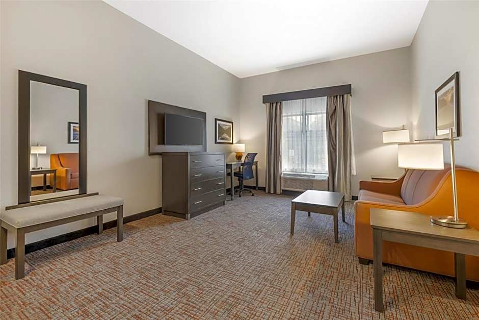 Best Western Plus Elizabethtown Inn & Suites