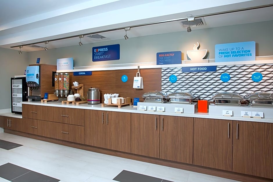 Holiday Inn Express Chelmsford by IHG