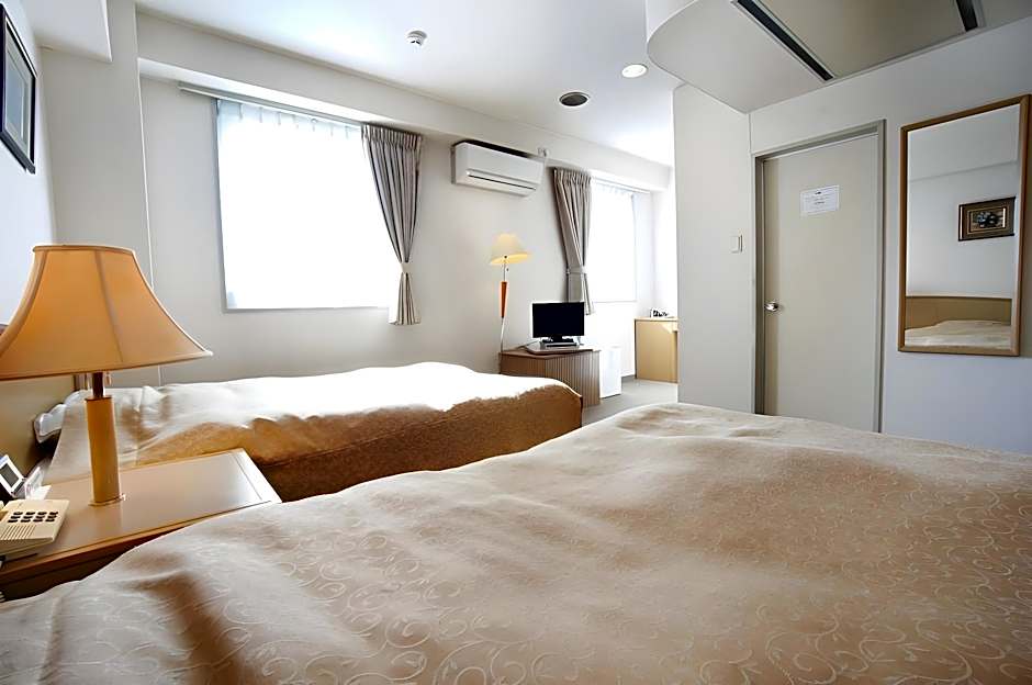 Royal Inn Mito - Formerly Hotel Trend Mito