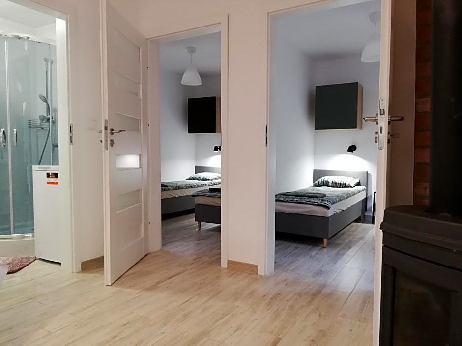 Domek nad jeziorem 7