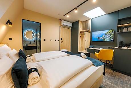 Economy Double Room