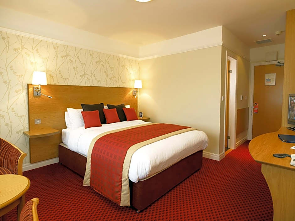 Best Western Plus Milford Hotel