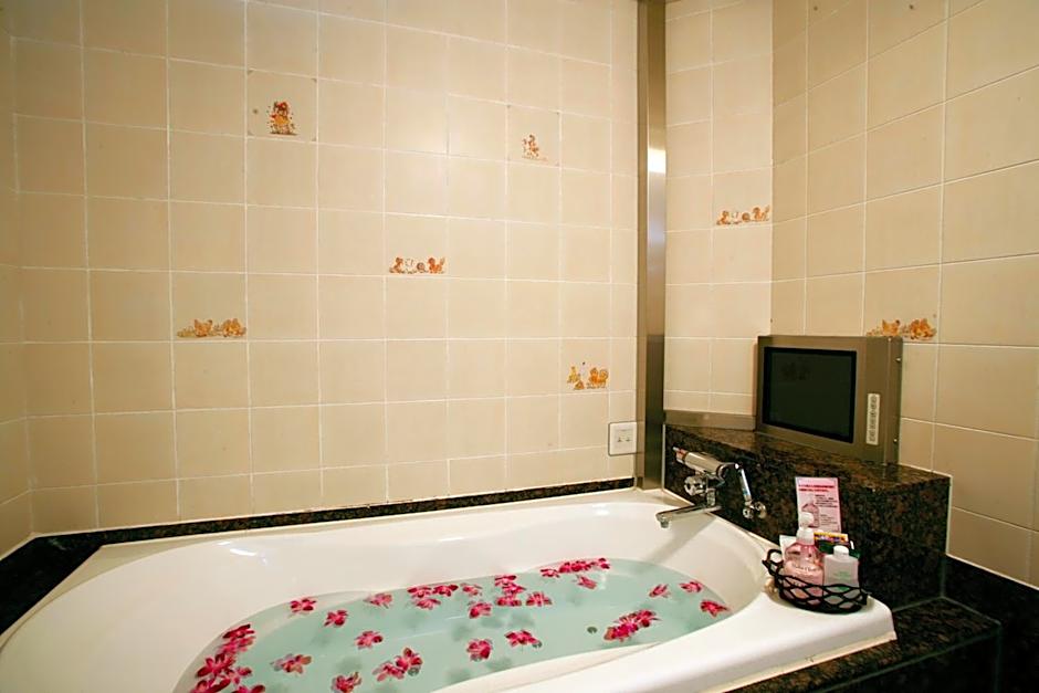 HOTEL MOBILIA (Adult Only)