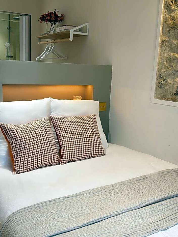 Hotel Paris Amore