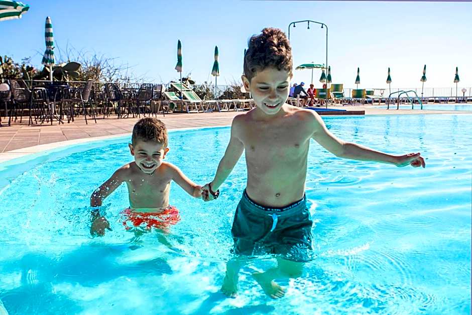 Hotel Village Suvaki