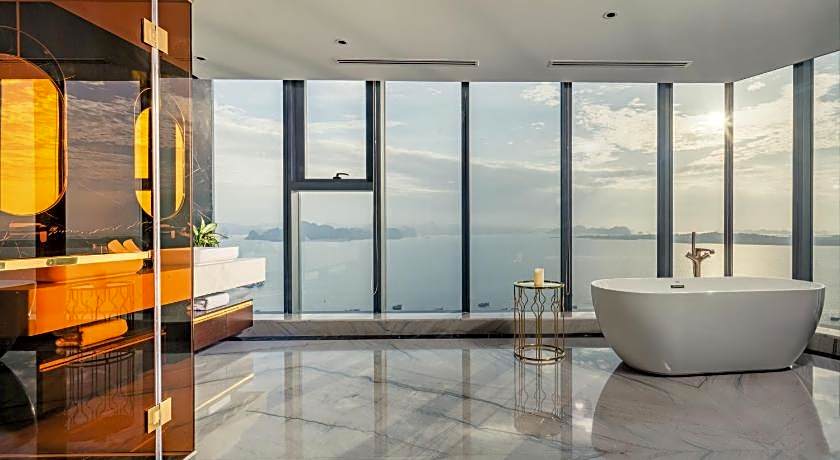 Radisson Blu Hotel, Ha Long Bay