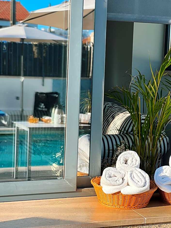 Villa Caparica Hostel