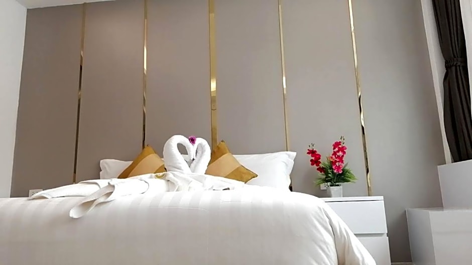 Elegant Airport Hotel