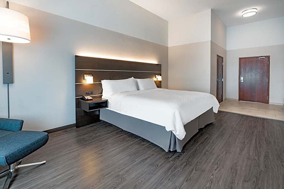 Holiday Inn Express & Suites Trinidad By IHG