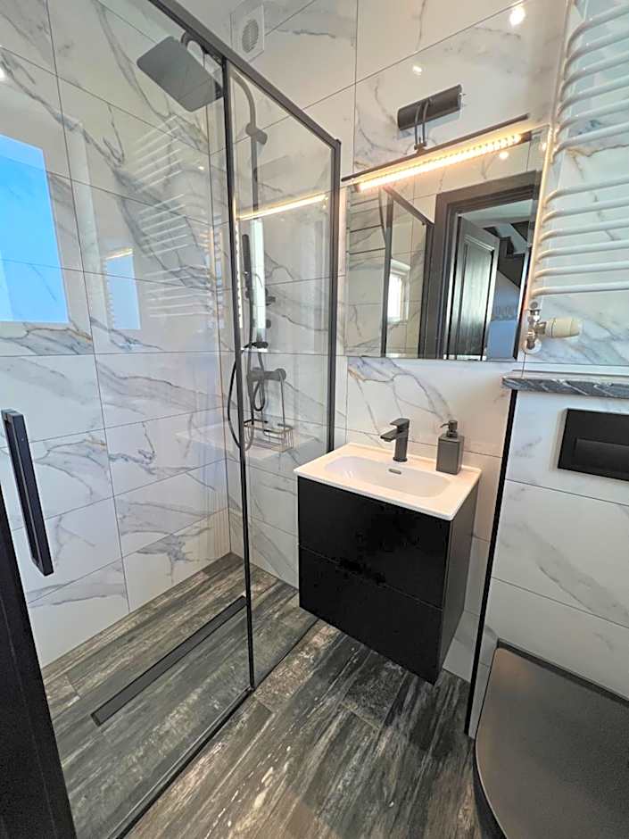 Domki i Apartamenty Całoroczne Koliber