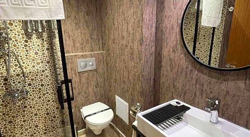 Weingart Seaside Hotel