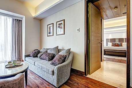 Premier Suite - 20% discount on Food