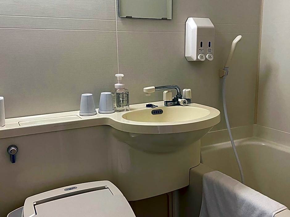 YONAGO CITYGARDENS HOTEL