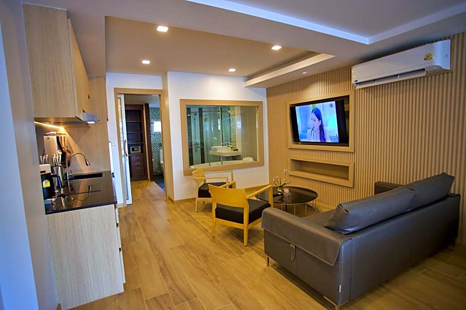 Platinum Hotel and Apartments