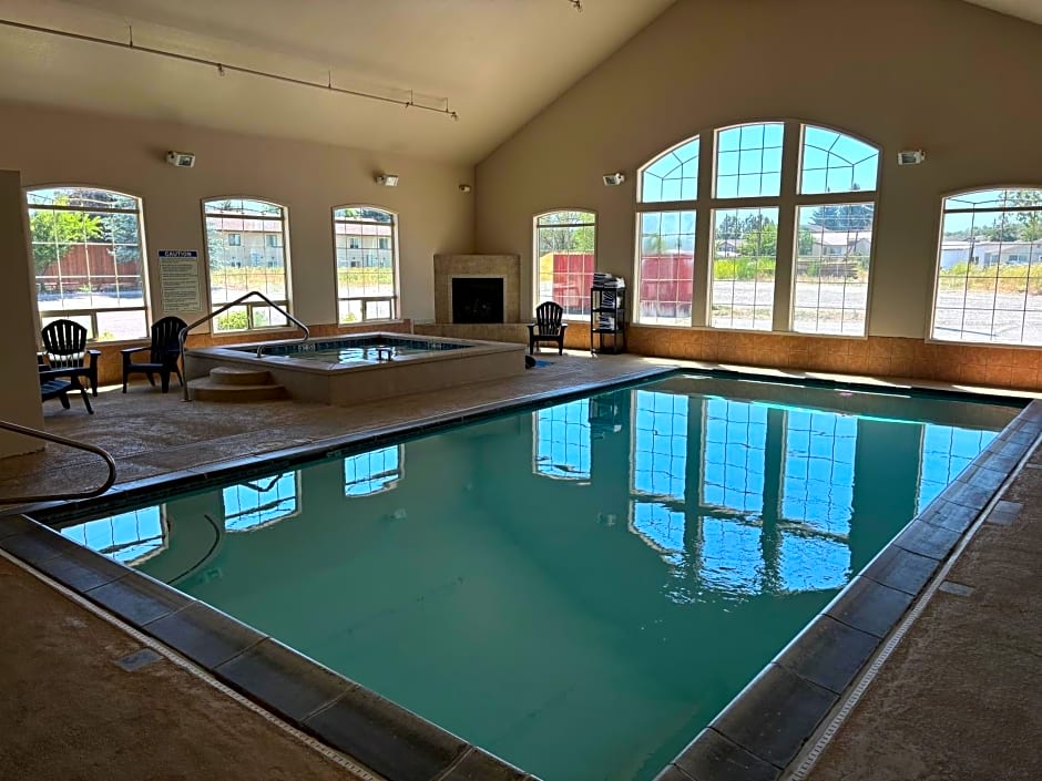Super 8 by Wyndham Rexburg