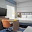 Hampton Inn & Suites Naples South