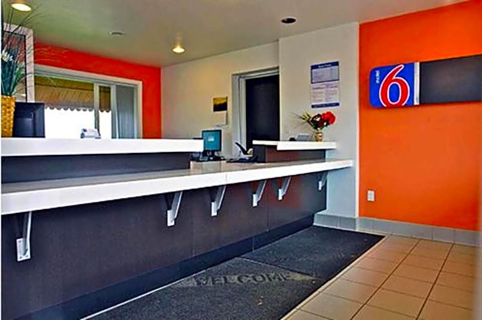 Motel 6 Riverton WY