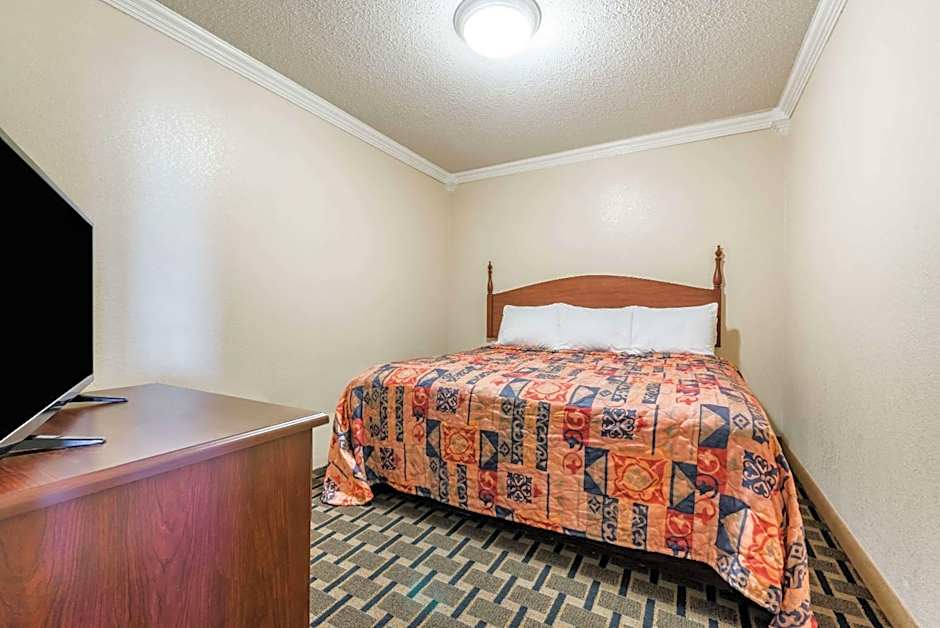 Knights Inn Greenville