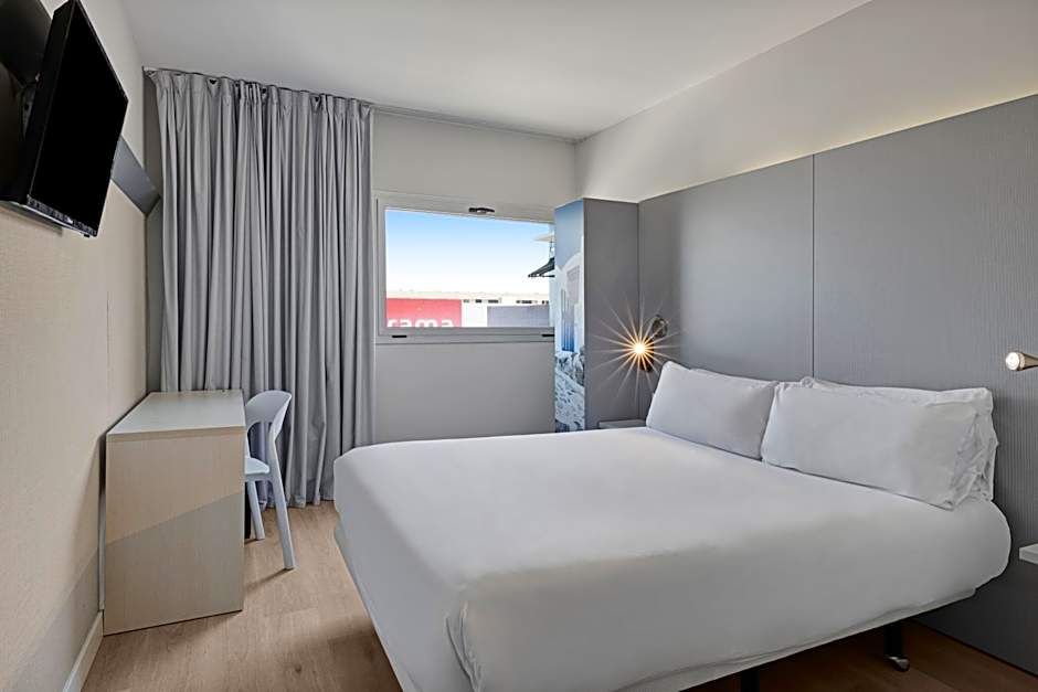 B&B Hotel Girona 2