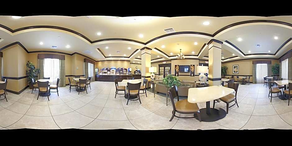 Holiday Inn Express Hotel & Suites Victoria By IHG