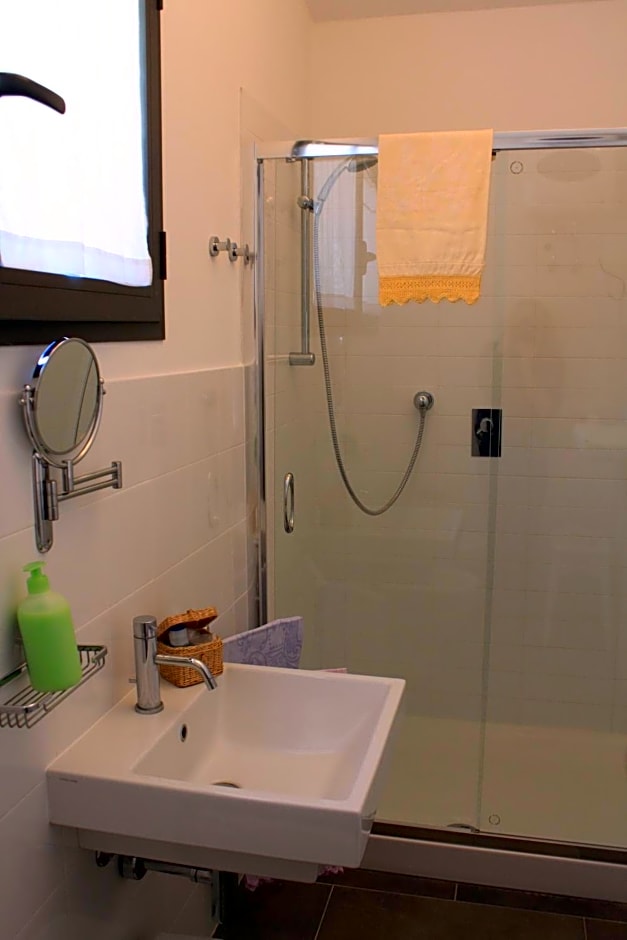 Agriturismo Le Guazze Bone