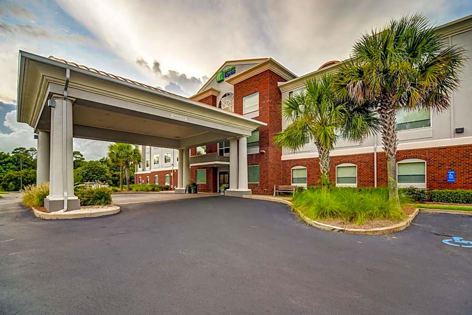 Holiday Inn Express Hotel & Suites Foley By IHG
