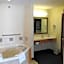 AmericInn by Wyndham Cedar Rapids/CID Airport